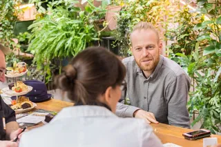 Ansgar Oberholz und Cynthia Barcomi auf dem Gastro-Gründertag