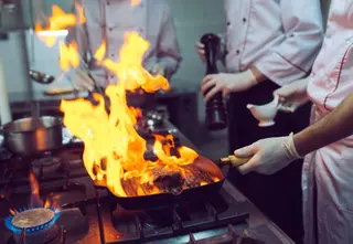 Arbeitsschutz in der Gastronomie – Vorsicht ist besser als Nachsicht
