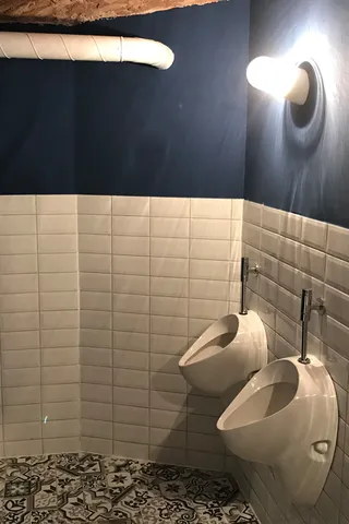 Hussein-toiletten-pissoir-orderbird