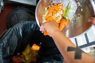 Keine Nachhaltigkeit in der Gastronomie: Lebensmittelreste werden entsorgt
