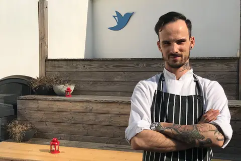 birds im Portrait: #2 Chef Sebastian – Koch aus Leidenschaft