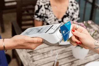 Kontaktlose Zahlung mit orderbird MINI