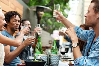 Gründerwissen: 5 Tipps für Gastro-Gründer rund um Mineralwasser