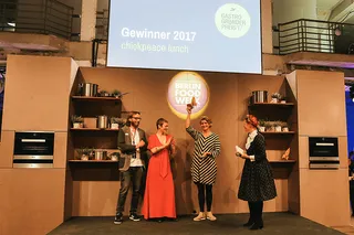 Gastro-Gründerpreis-Gewinner mit Herz hilft geflüchteten Frauen
