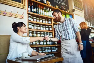 13 Tipps für mehr Trinkgeld in der Gastronomie