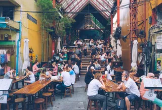 Bevor der Außenbereich von einem Restaurant eröffnet wird müssen Genehmigungen eingeholt werden.